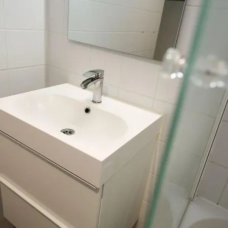 101 - Confortable Avec Kitchenette 5 * Paris