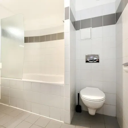 101 - Confortable Avec Kitchenette 5 Апартаменты