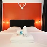 101 - Confortable Avec Kitchenette 5 * Paris